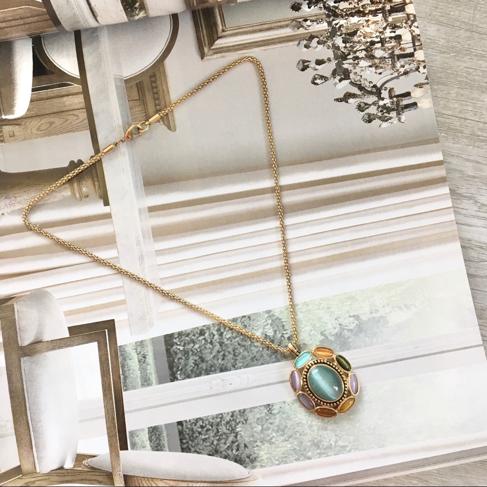 Vintage Pendant Necklace